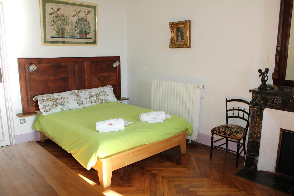 סן-ז'ירון Chambres D'Hotes L'Enclos Des Jacobins מראה חיצוני תמונה